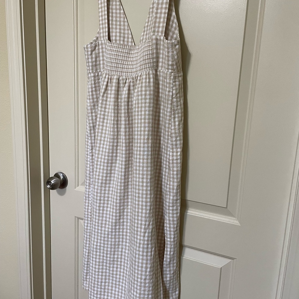 Old Navy Beige Gingham Linen Sleeveless Dress - Size Medium Petite - Picture 2 of 3
